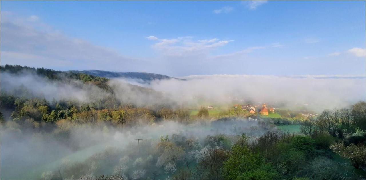 Berg-Gasthof Hoetzelein Kunreuth المظهر الخارجي الصورة