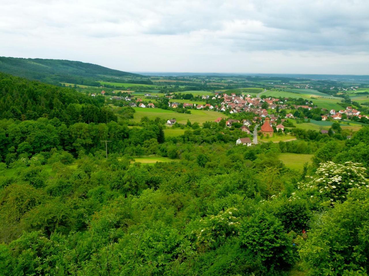 Berg-Gasthof Hoetzelein Kunreuth المظهر الخارجي الصورة